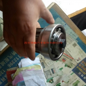 439061210935585073 612600013160潍柴WP10发动机后驱力输出轴组件