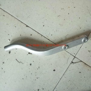 852487148788131313 1000619064潍柴WP10H/9H发动机护风罩支架