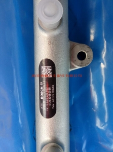 25146043032173929 612630080038潍柴WP10/WP12博世共轨管0445226053