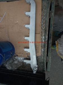 469036021694302057 615G00040102A 潍柴工程机械发动机出水管 分水管