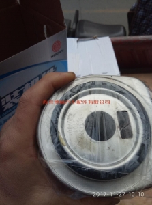 160531370030248715 13034889潍柴道依茨工程机械机油冷却器总成