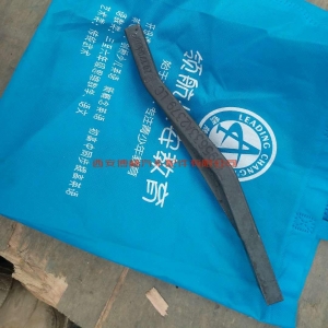 52847761342875587 1000395633潍柴WP10发动机护风罩支架(铁)