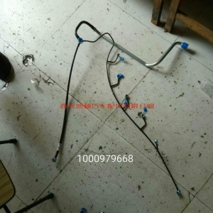 f7c8e59a5961a3a8a53b1a4e8a988e4 1000979668潍柴WP12/13发动机喷油器回油管/燃油回油管总成