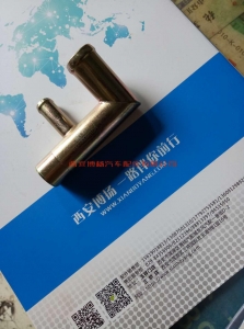d3430b09092866962eeb0d243f1a615 VG1560060001重汽WD615发动机分水管接头F形