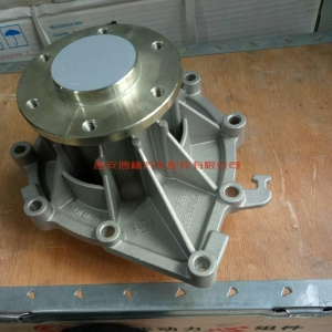 de58cfccfc6356622884a80bea6c602 200V06500-6694重汽曼MC11发动机水泵总成