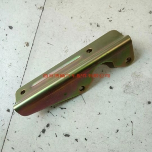 6abeccded770dfefe40ec02b66f6c52 1000365412潍柴WP12油气分离器支架总成