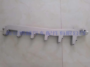 34f43d6078dbb92a82aa11f68079e5a 612600040477潍柴WD10G360E211装载机发动机出水管