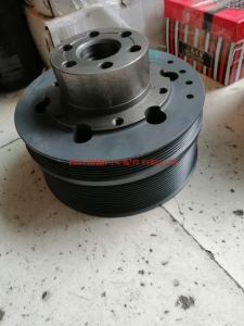 b45c712583862b6601d15ec87acc771 1000319557潍柴WP13G530E310发动机曲轴皮带轮