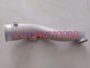 e41daea52be6fd55c77306ff315be28 VG1246110099重汽豪沃T重汽D12发动机进气接管