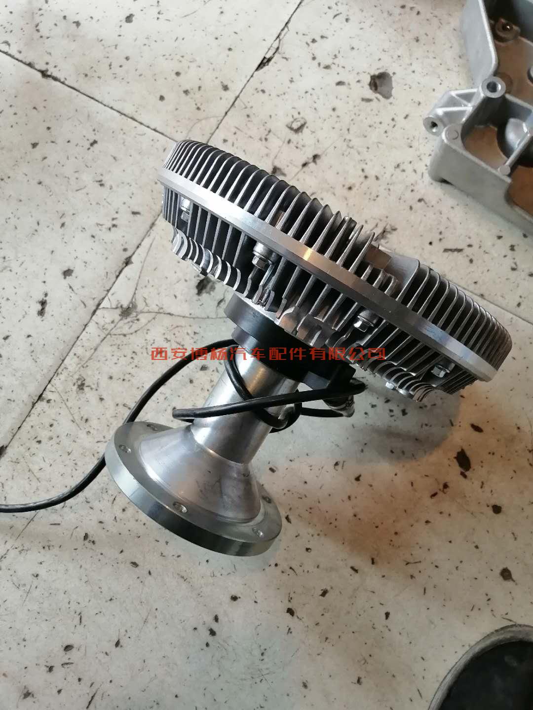 9b4bbafd810e40050611a3aa4951c88 1003656565潍柴WP10H375E50风扇离合器
