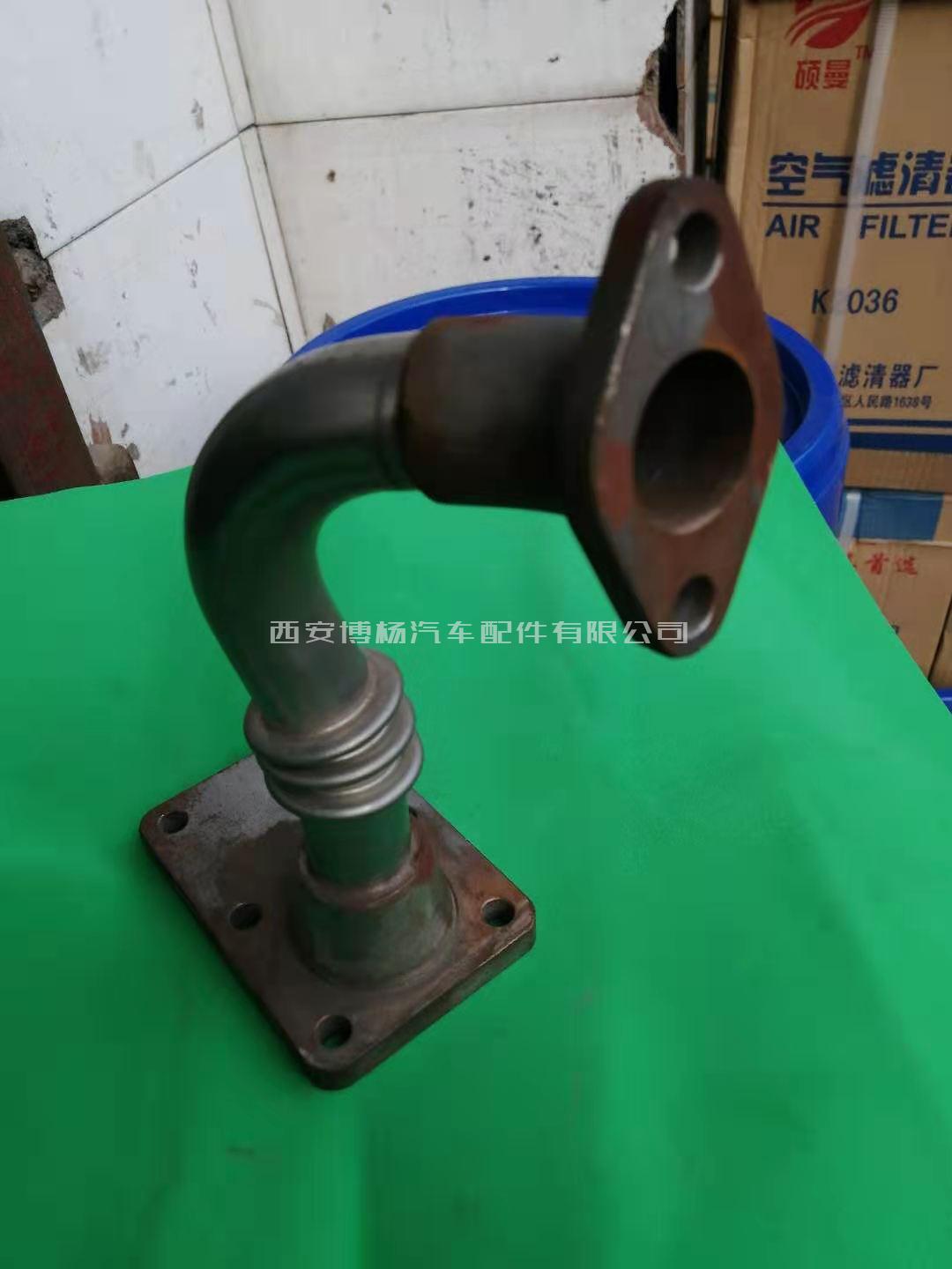 da29c4d0a3e5c8a4c32723b040c4fd4 612600113062潍柴WP10.290NE31EGR出气管