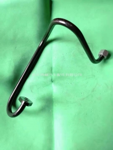 ea45f228c7d110c688583ef03245ff0 081V05703-5593重汽曼MC07增压器进油管总成