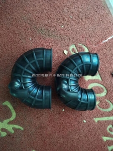 69df992cd6f8c8b75a2627f0564bcb2 1003170224潍柴WP10.5H460E62压气机气管