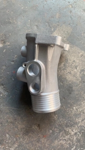 57c5bc7445aea25e41a126d862802a4 1007606848WP15H水泵水管