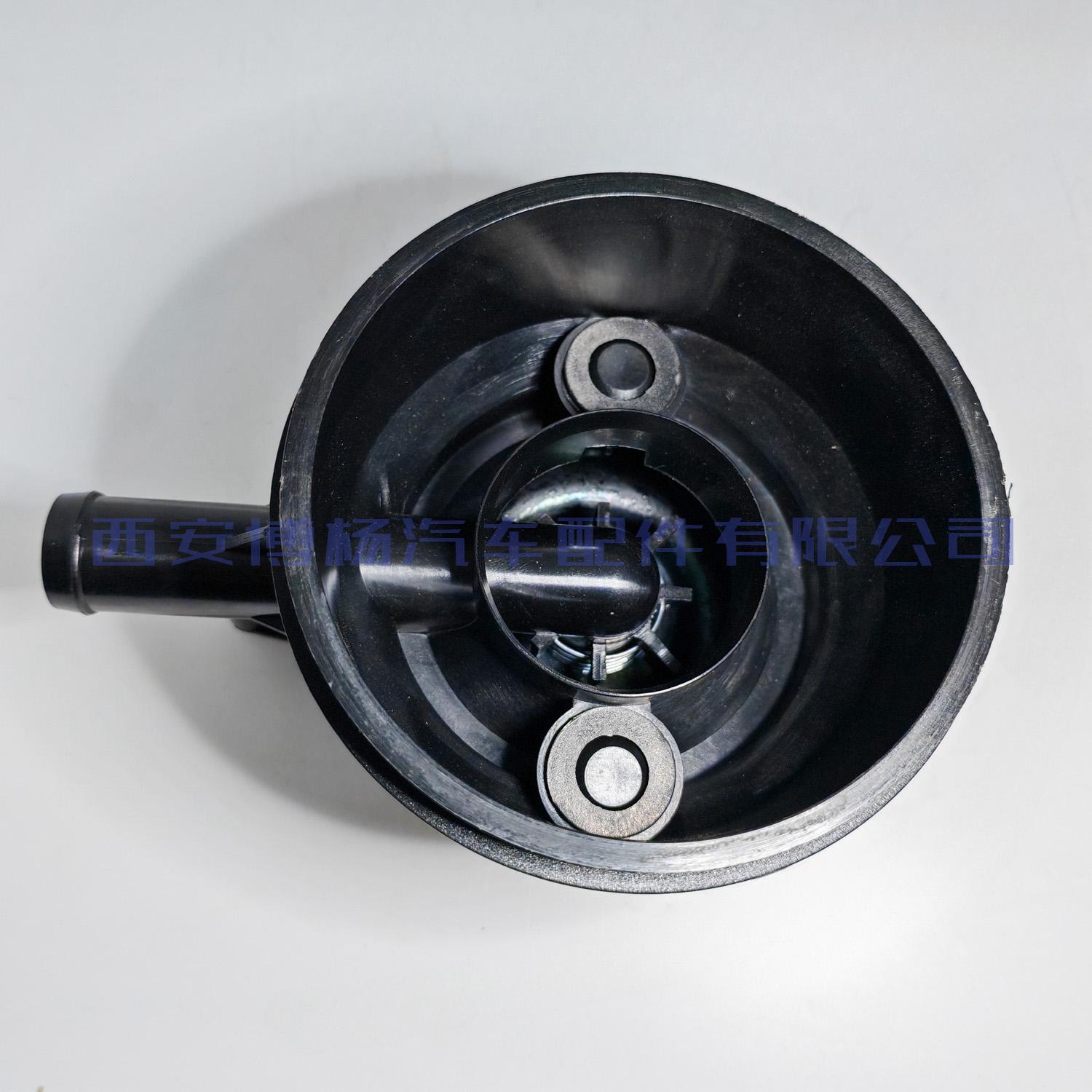 202V01804-0002重汽曼滤芯式油气分离器滤清器盖