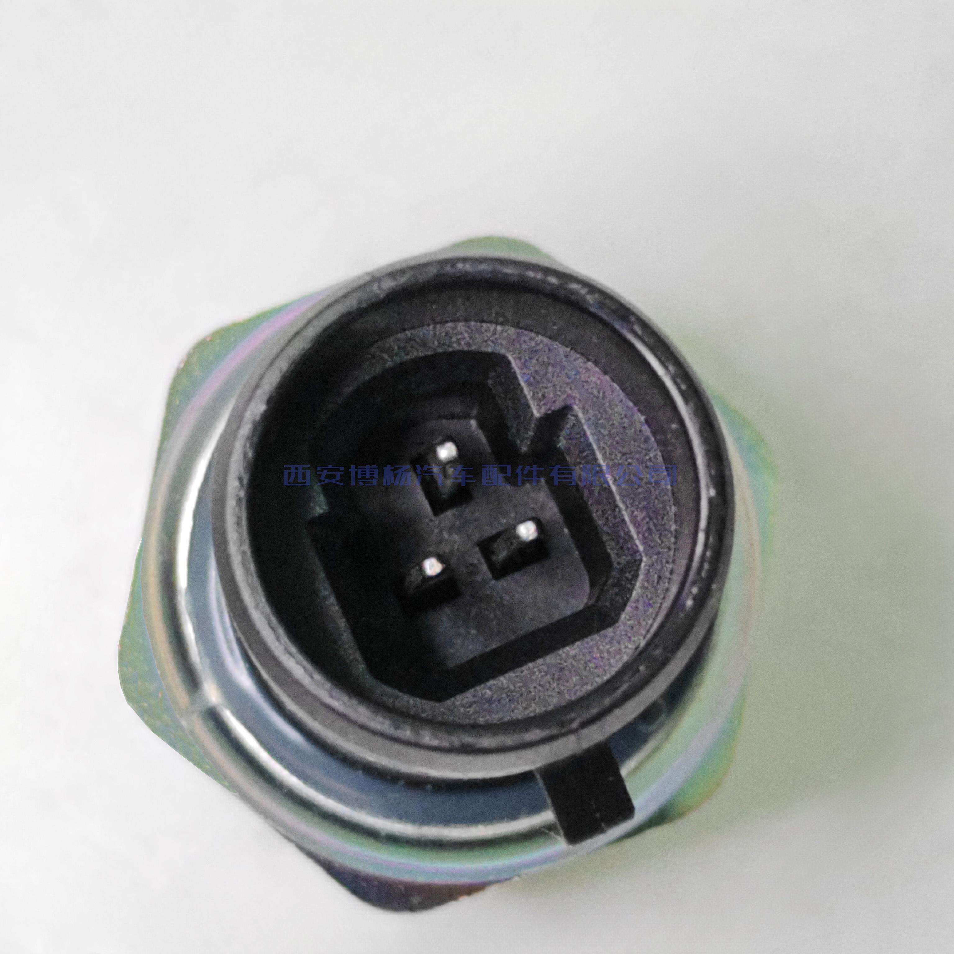 202V27421-0313适用曼机油压力传感器